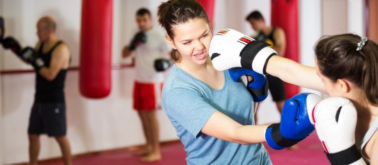 Une fédération sportive ne peut pas interdire à ses membres de participer à des compétitions organisées par une autre fédération.