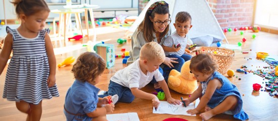 Les Caisses d’allocations familiales versent une aide exceptionnelle aux établissements d’accueil du jeune enfant qui sont contraints de fermer partiellement ou totalement.