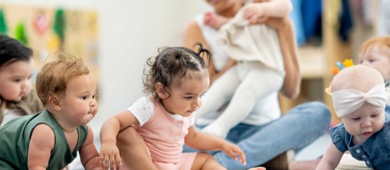 La procédure de contrôle des antécédents judiciaires pour les personnes œuvrant dans les secteurs de la protection de l’enfance ou de l’accueil du jeune enfant est entrée en vigueur le 23 septembre 2024 à Paris, en Essonne, en Vendée ainsi que dans les Hauts-de-Seine, le Maine-et-Loire et le Nord.