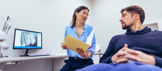 L’Ordre national des Chirurgiens-dentistes vient de publier une nouvelle charte sur la communication. Applicable à tous les praticiens, elle décrit les nouvelles possibilités de communication permettant de répondre aux besoins d’informations du public et aux évolutions technologiques.