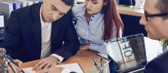 Le notaire doit informer son client des conséquences de la non-souscription d’une assurance décès dans le cadre d’un emprunt constaté par un acte authentique.