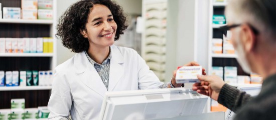 Les pharmaciens d’officine peuvent désormais délivrer des antibiotiques sans ordonnance après la réalisation de Trod liés aux angines et aux cystiques qui se révèlent positifs.