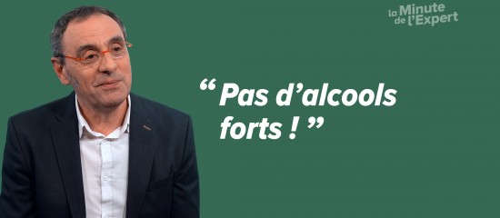 L’employeur peut prononcer une sanction disciplinaire à l’encontre d’un salarié ivre au travail, par exemple s’il se montre violent ou s’il a un comportement dangereux.